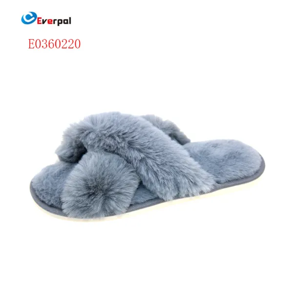 ¿Por qué las zapatillas de interior están ganando popularidad en el calzado para el hogar contemporáneo?